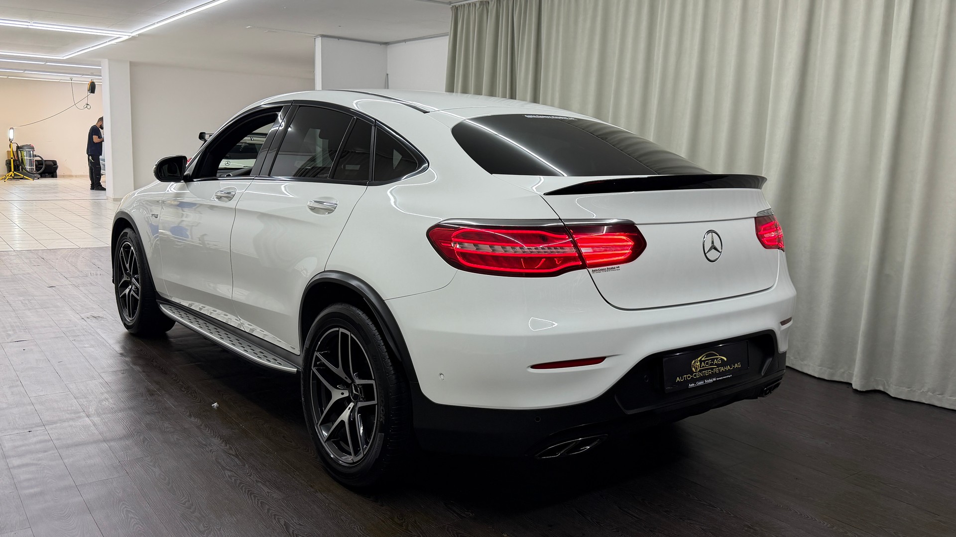 MERCEDES-BENZ GLC Coupé 43 AMG 4Matic 9G-Tronic-image-5