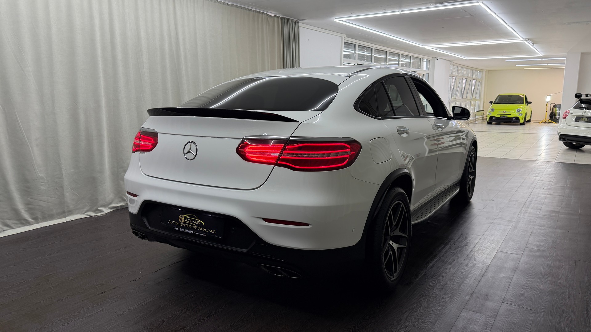 MERCEDES-BENZ GLC Coupé 43 AMG 4Matic 9G-Tronic-showroom-element-3