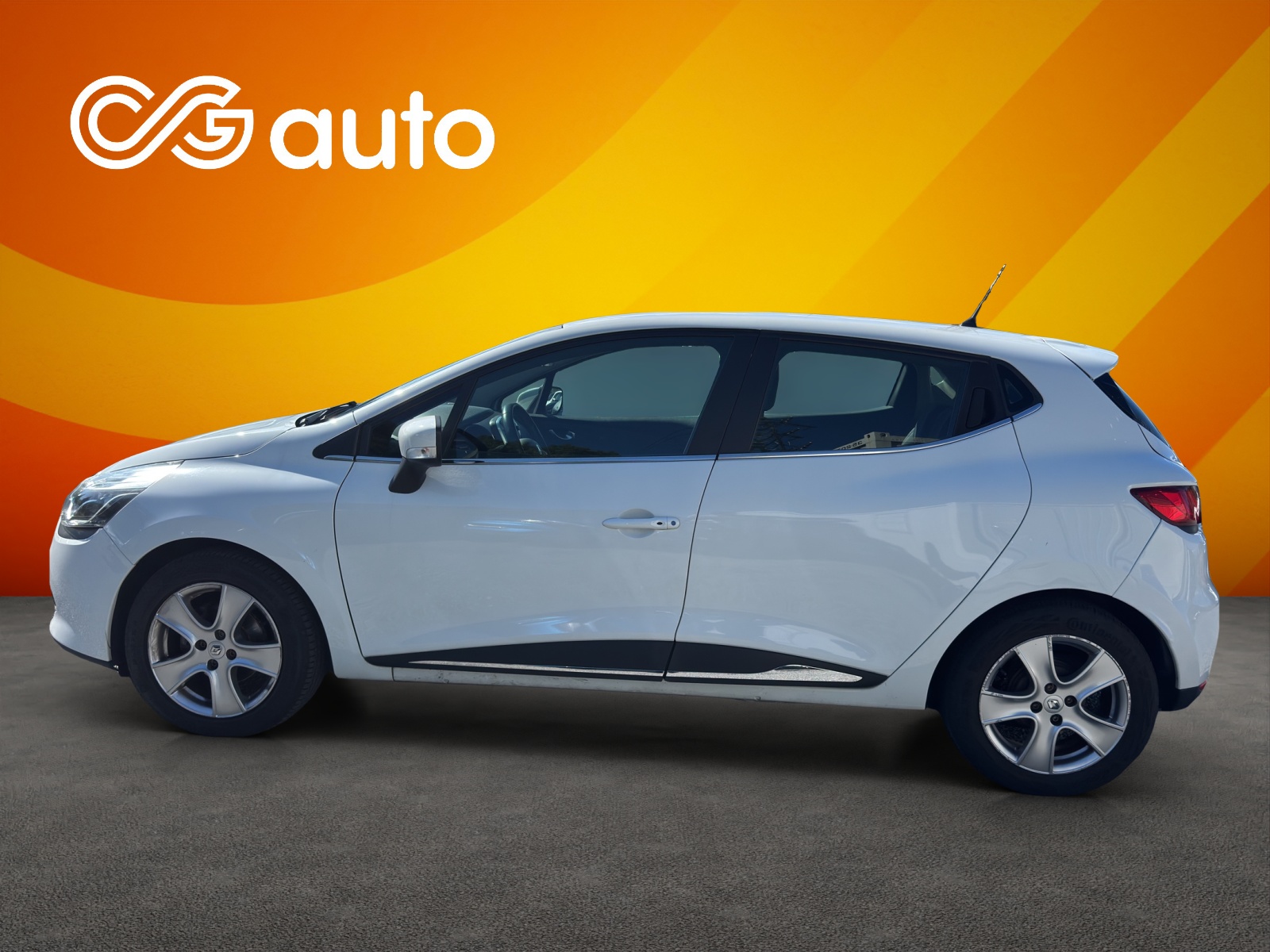 RENAULT Clio 0.9 12V Swiss Edition-showroom-element-3