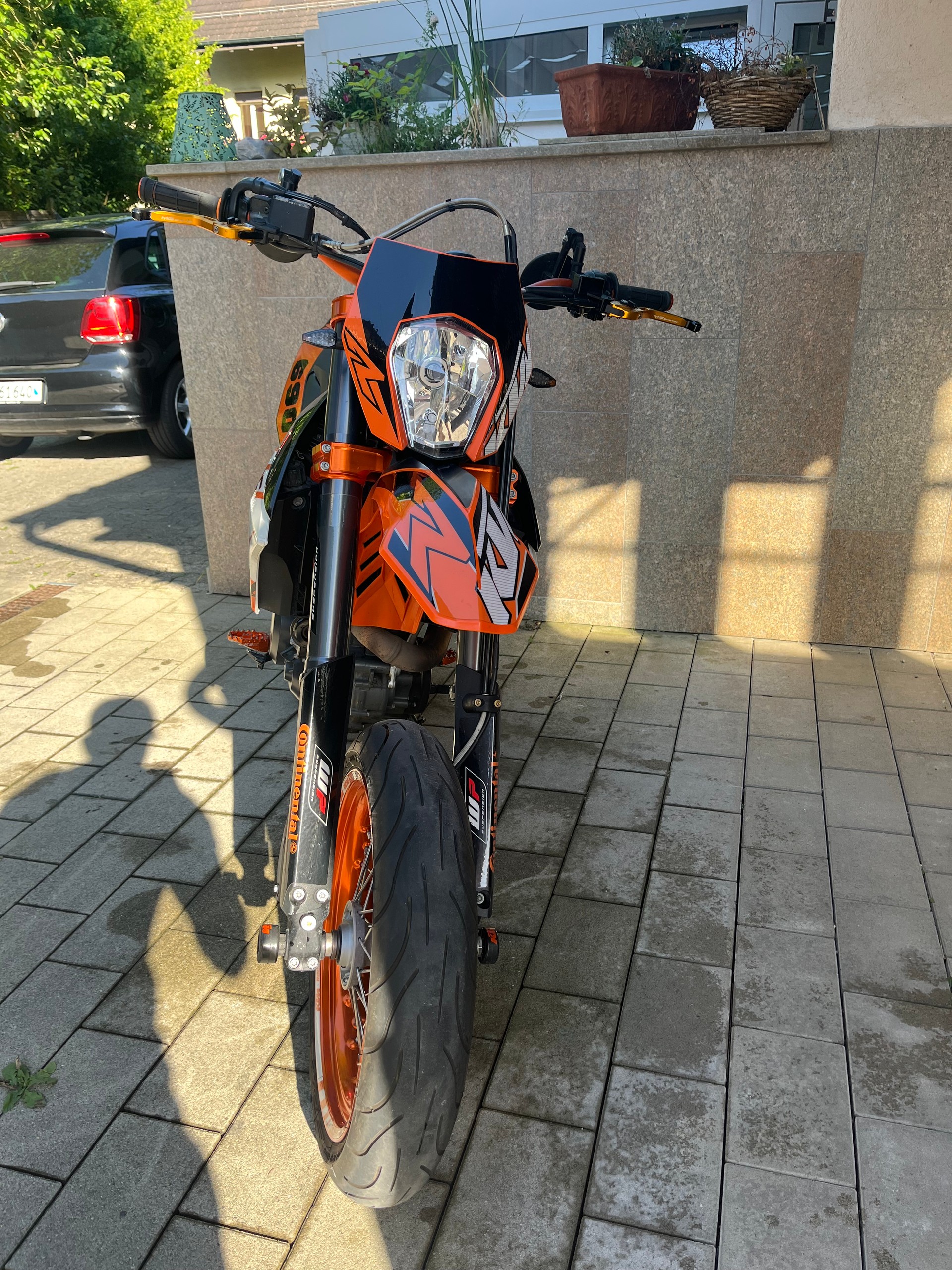 KTM 690 SMC R-image-2