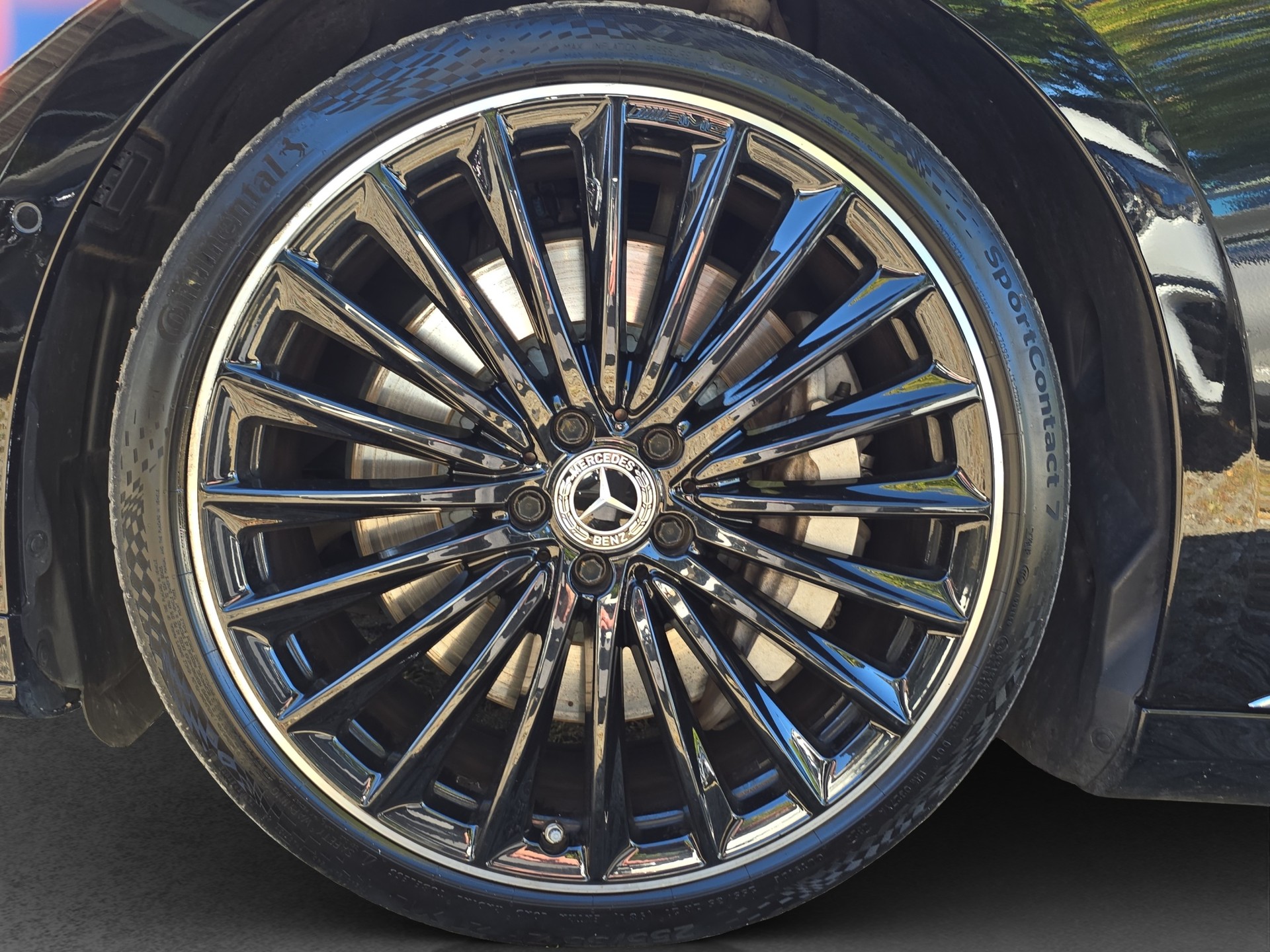 MERCEDES-BENZ EQE 500 4 Matic-image-10