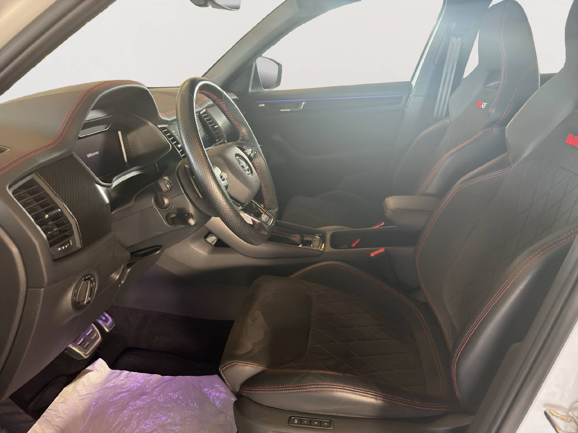 SKODA Kodiaq 2.0 TSI RS DSG-image-11