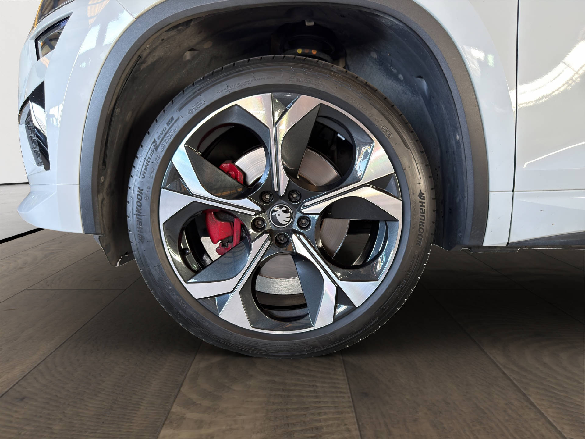 SKODA Kodiaq 2.0 TSI RS DSG-image-9