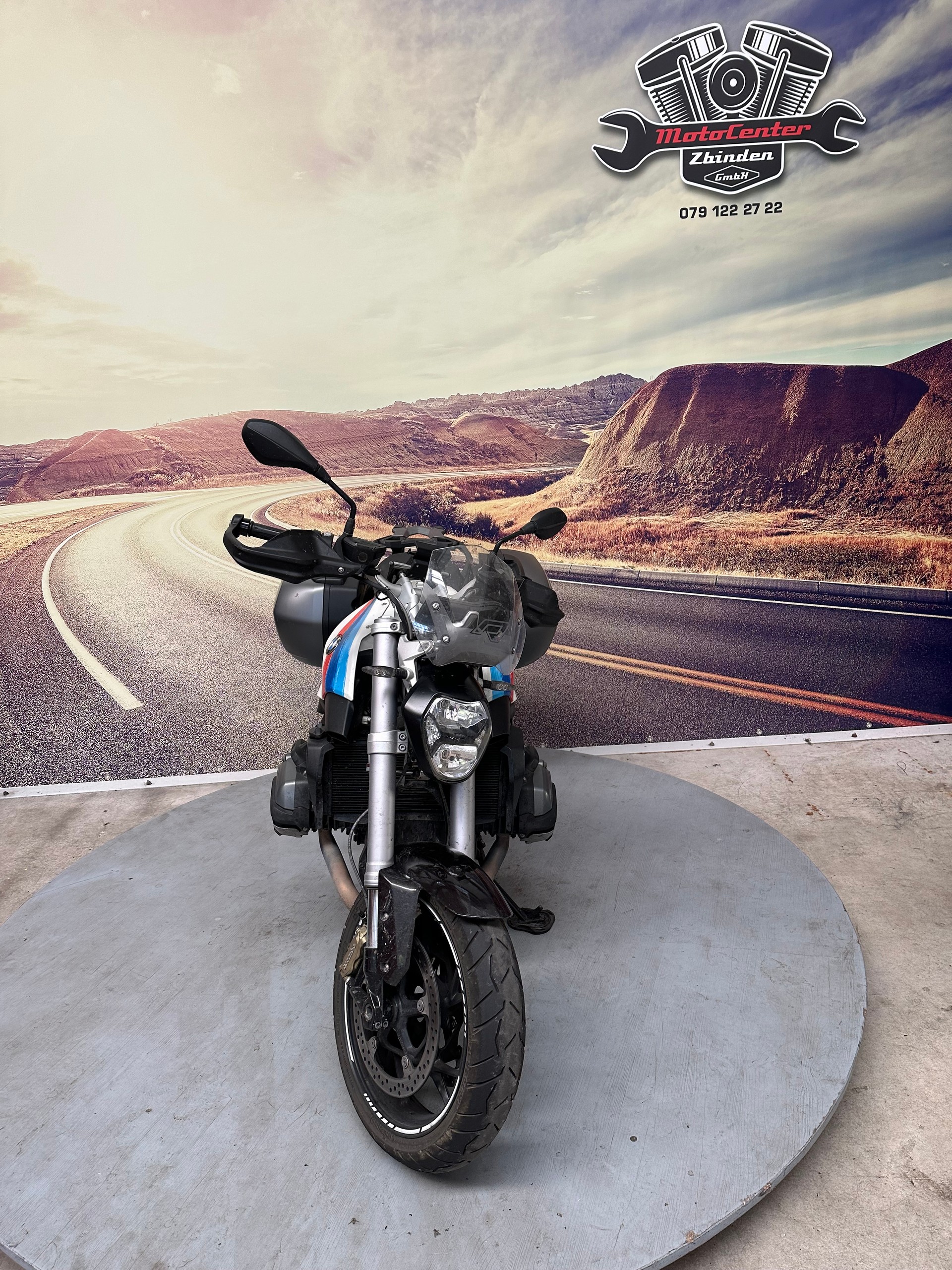 BMW R 1200 R ABS-image-2
