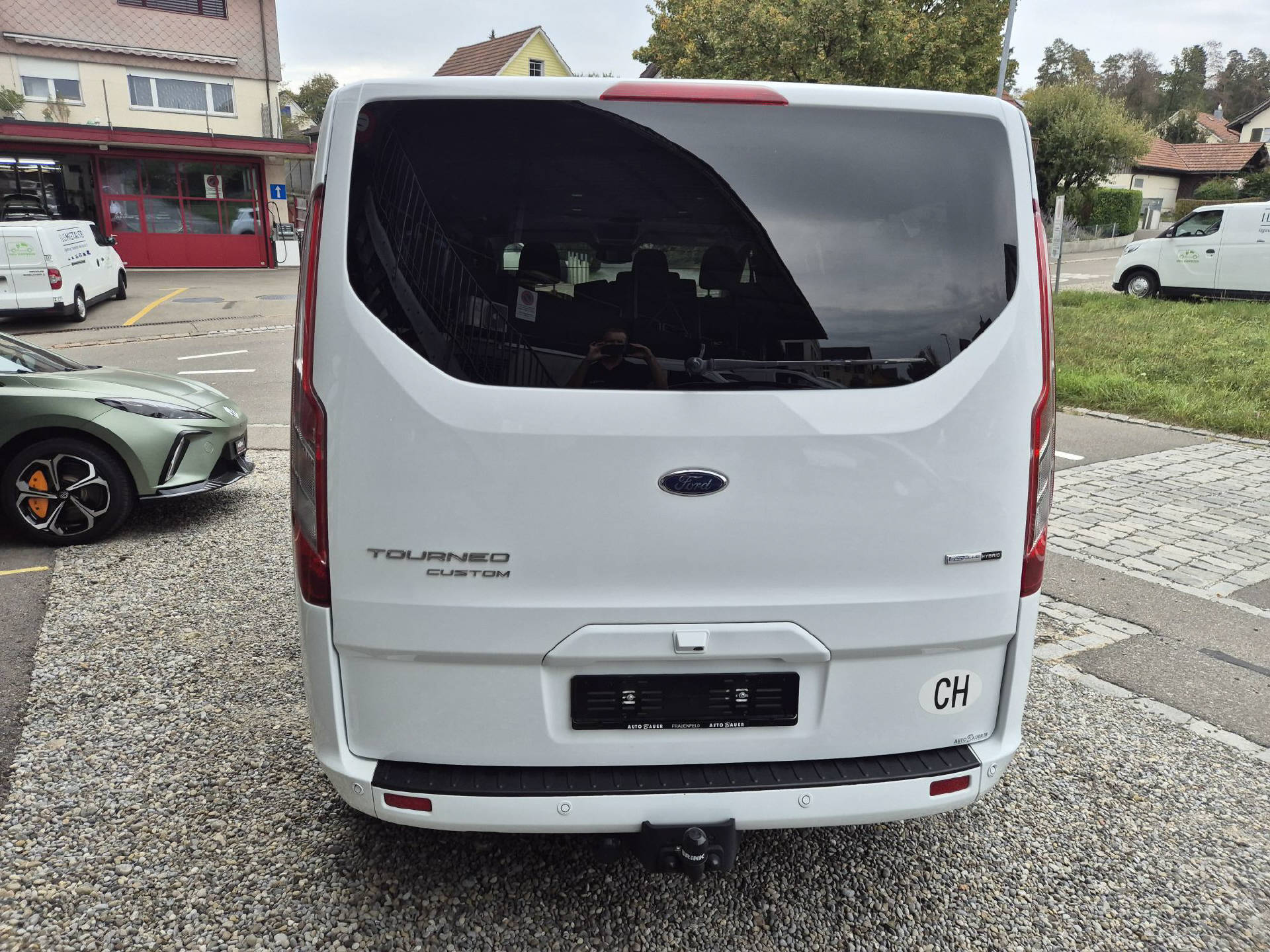 FORD Tourneo Custom 320 L2 2.0 TDCi 130 Titanium-image-4