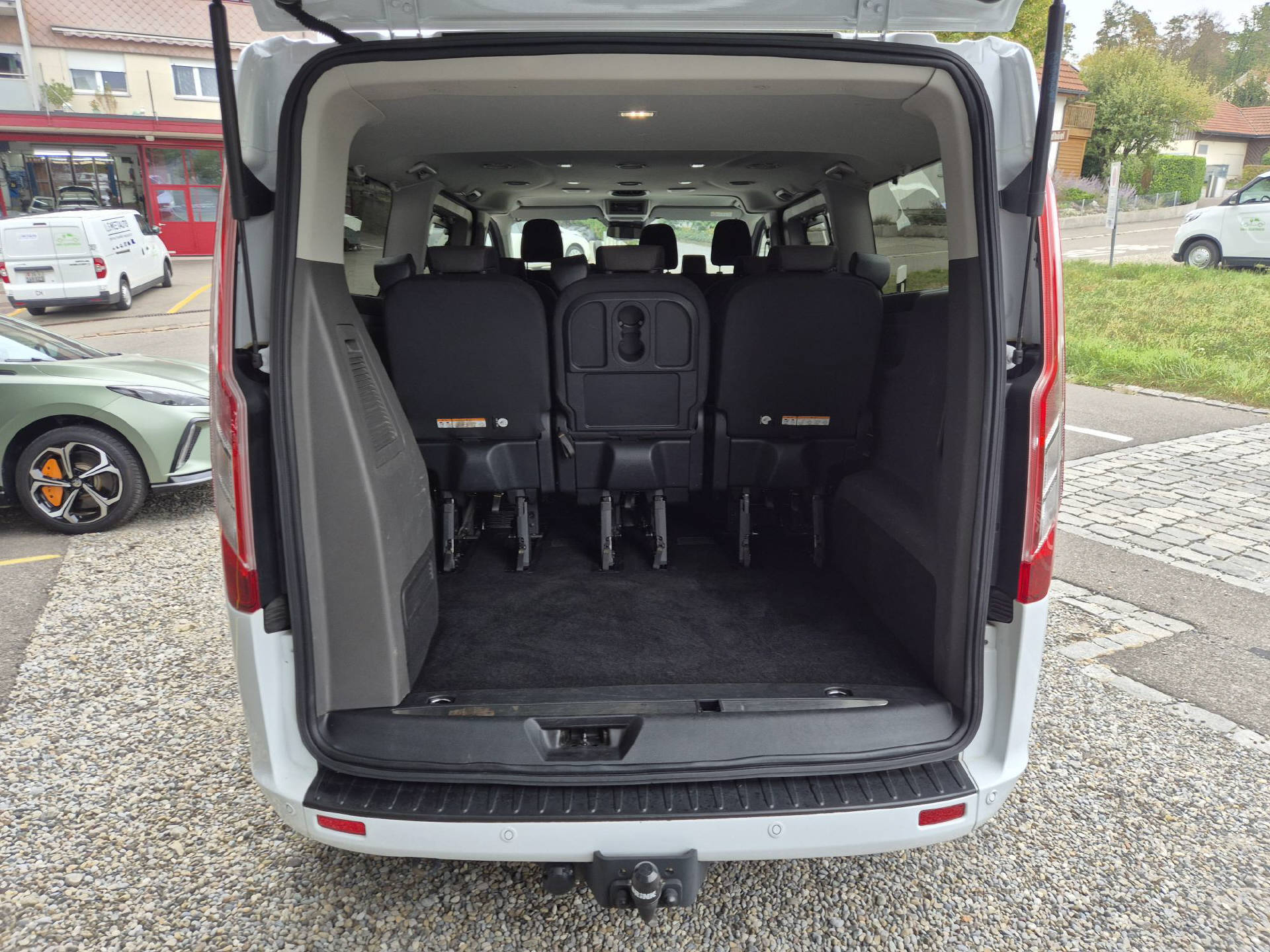 FORD Tourneo Custom 320 L2 2.0 TDCi 130 Titanium-image-5