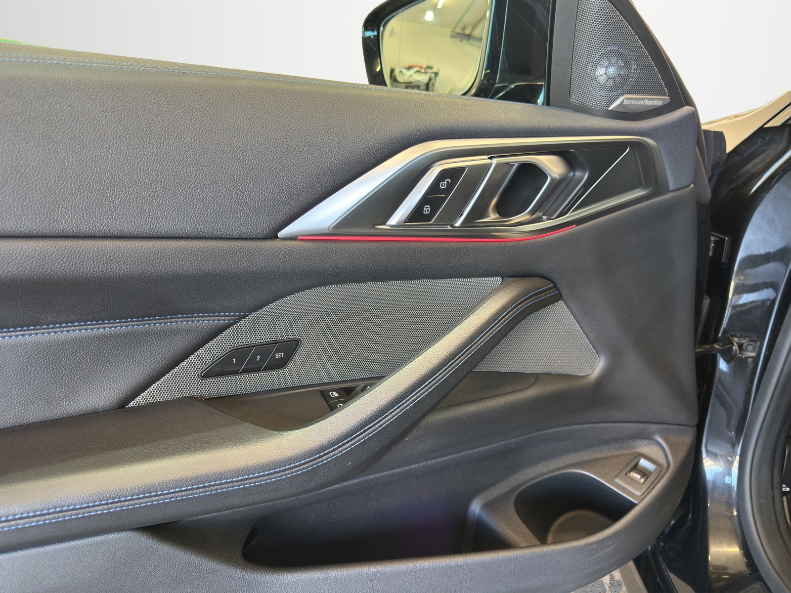 BMW M440i xDrive 48V Coupé Steptronic *M Sport*Head Up Display*CH Wagen*-image-11