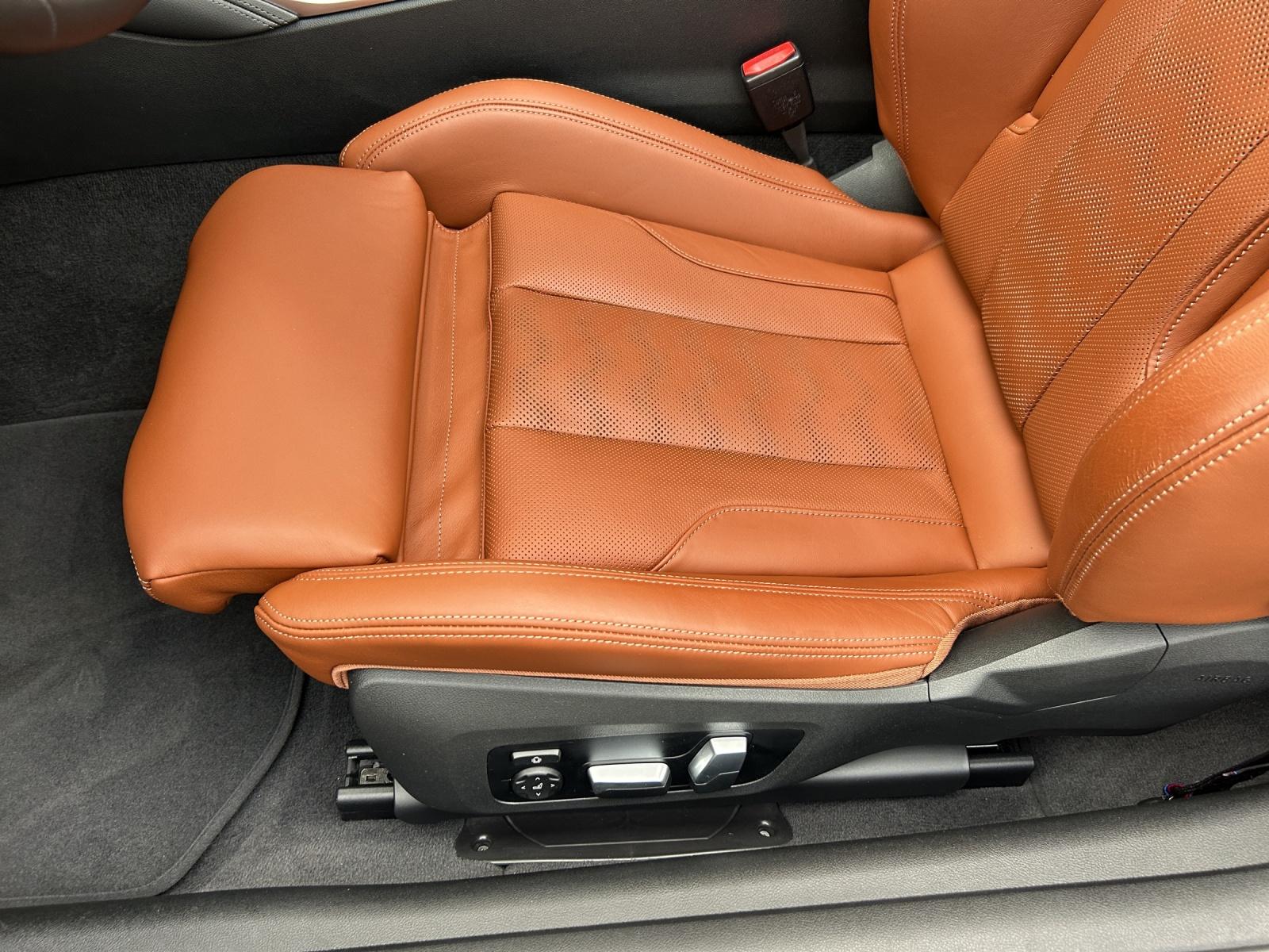 BMW 4er Reihe G83 Cabrio M4 Competition xDrive-image-18