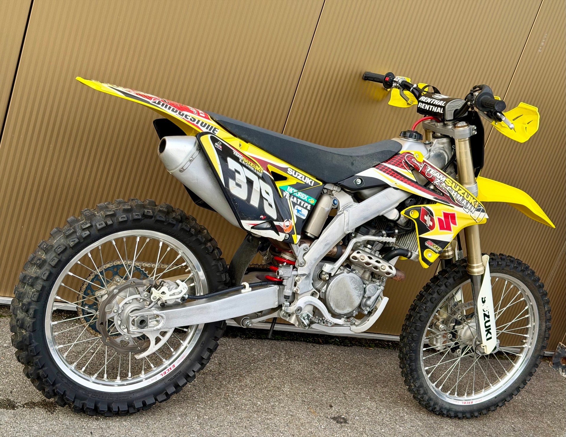 SUZUKI RM-Z 250-image-4