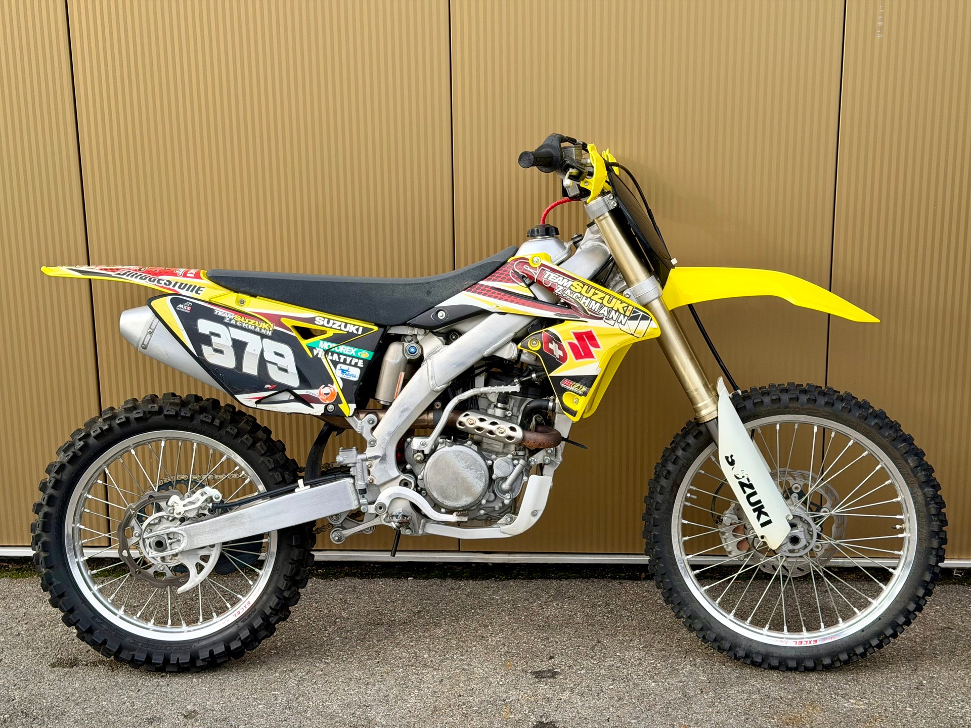 SUZUKI RM-Z 250-image-3