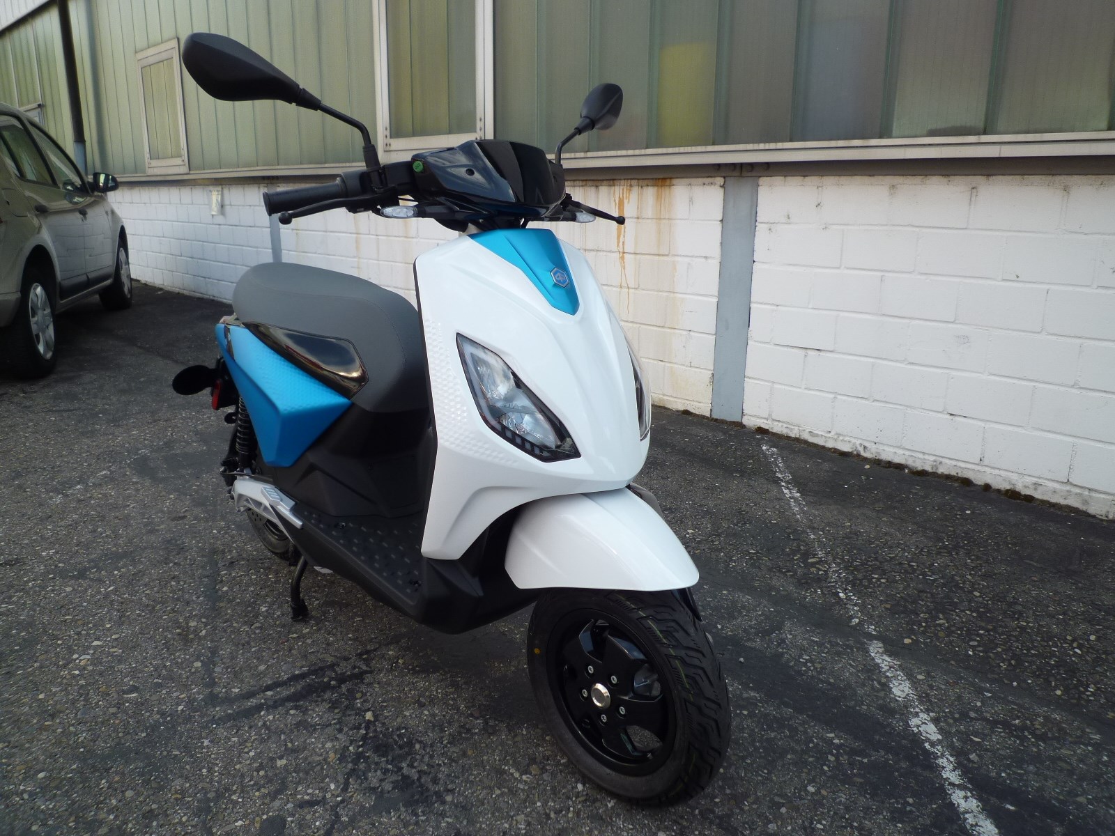 PIAGGIO Piaggio 1 Active 60km/h Full Electric-image-1
