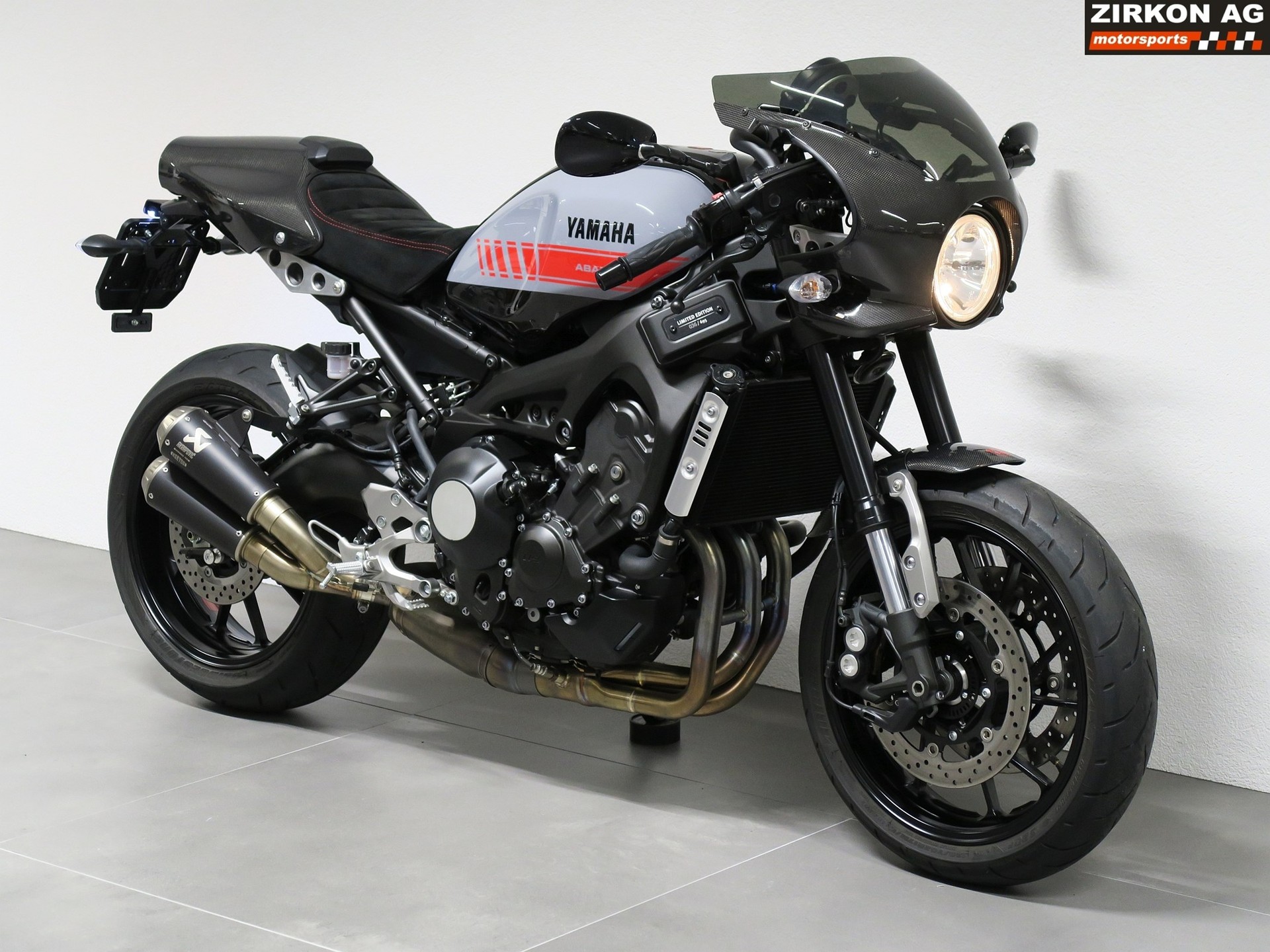 YAMAHA XSR 900 Abarth-image-2