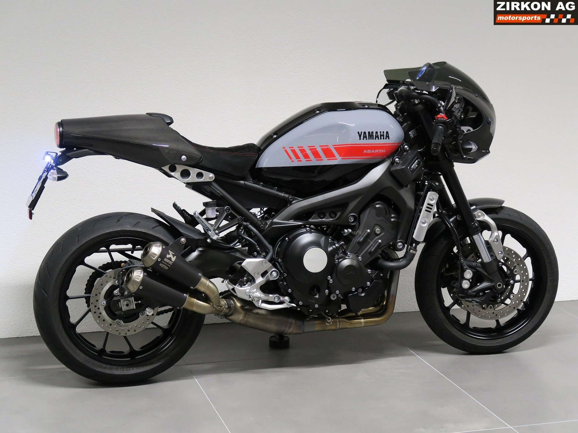YAMAHA XSR 900 Abarth-image-4