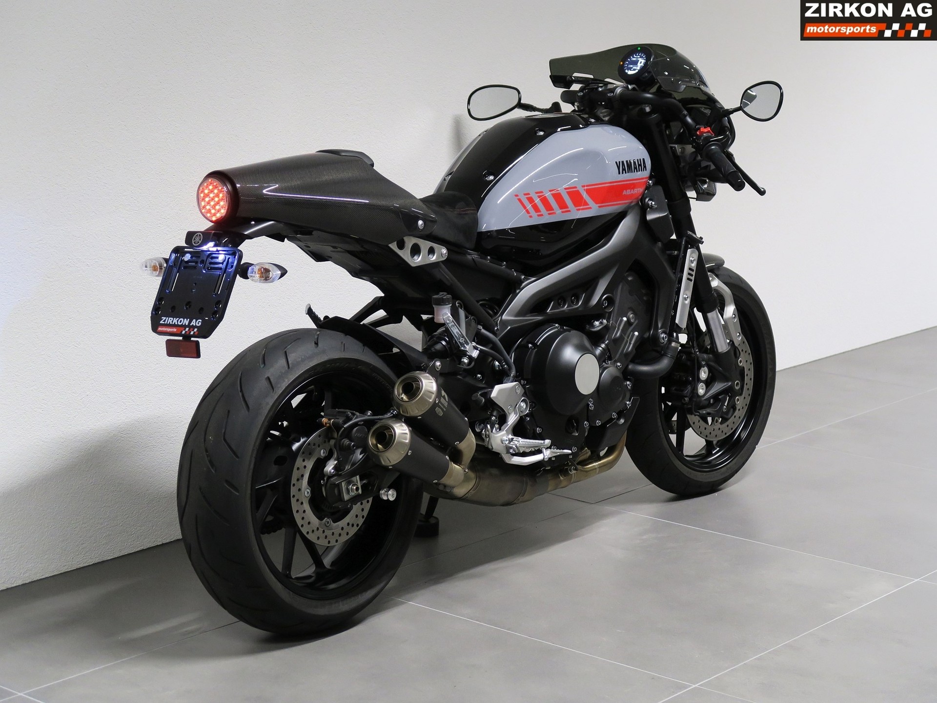 YAMAHA XSR 900 Abarth-image-6