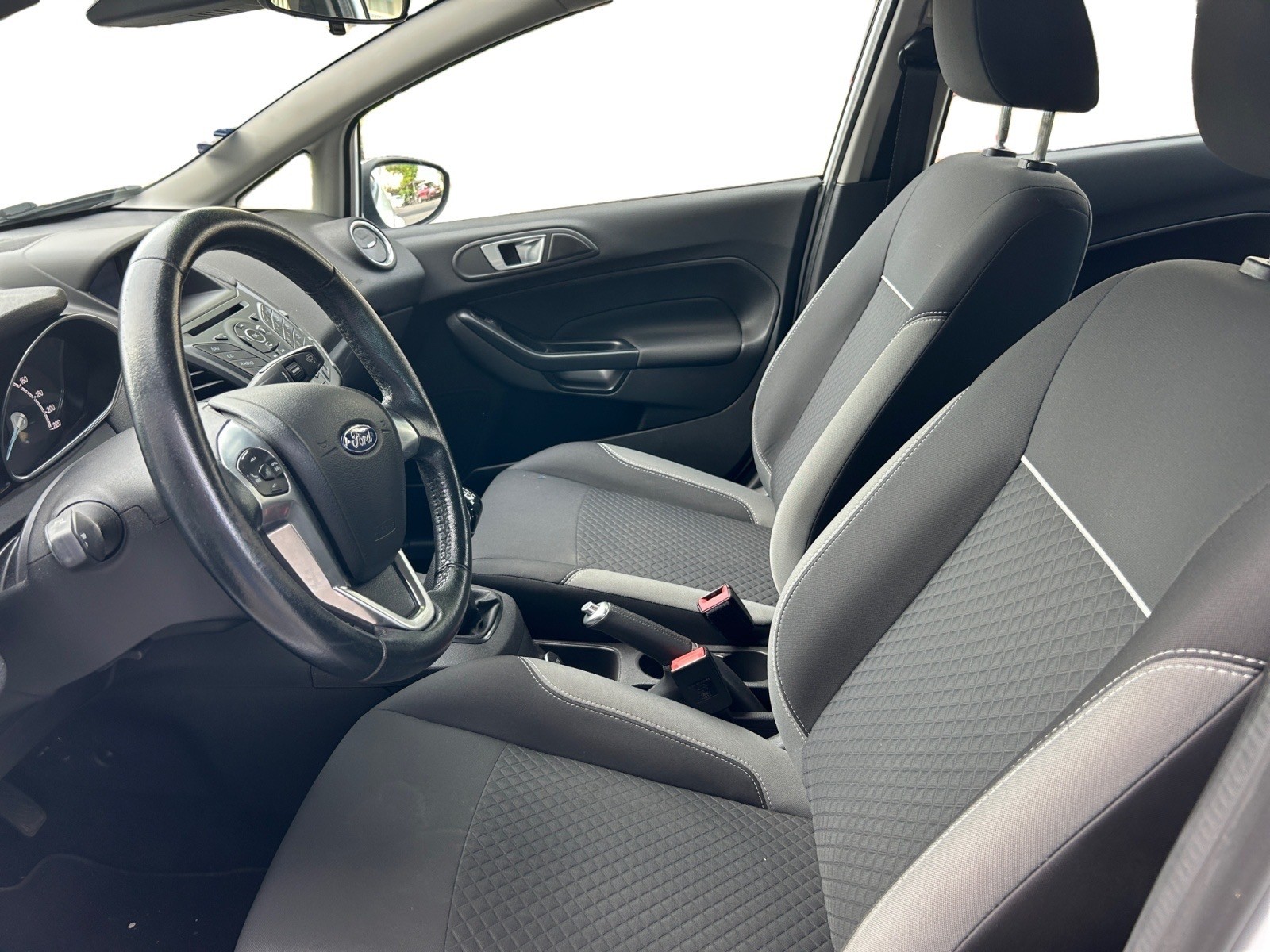 FORD Fiesta 1.5 TDCi Sync-image-7
