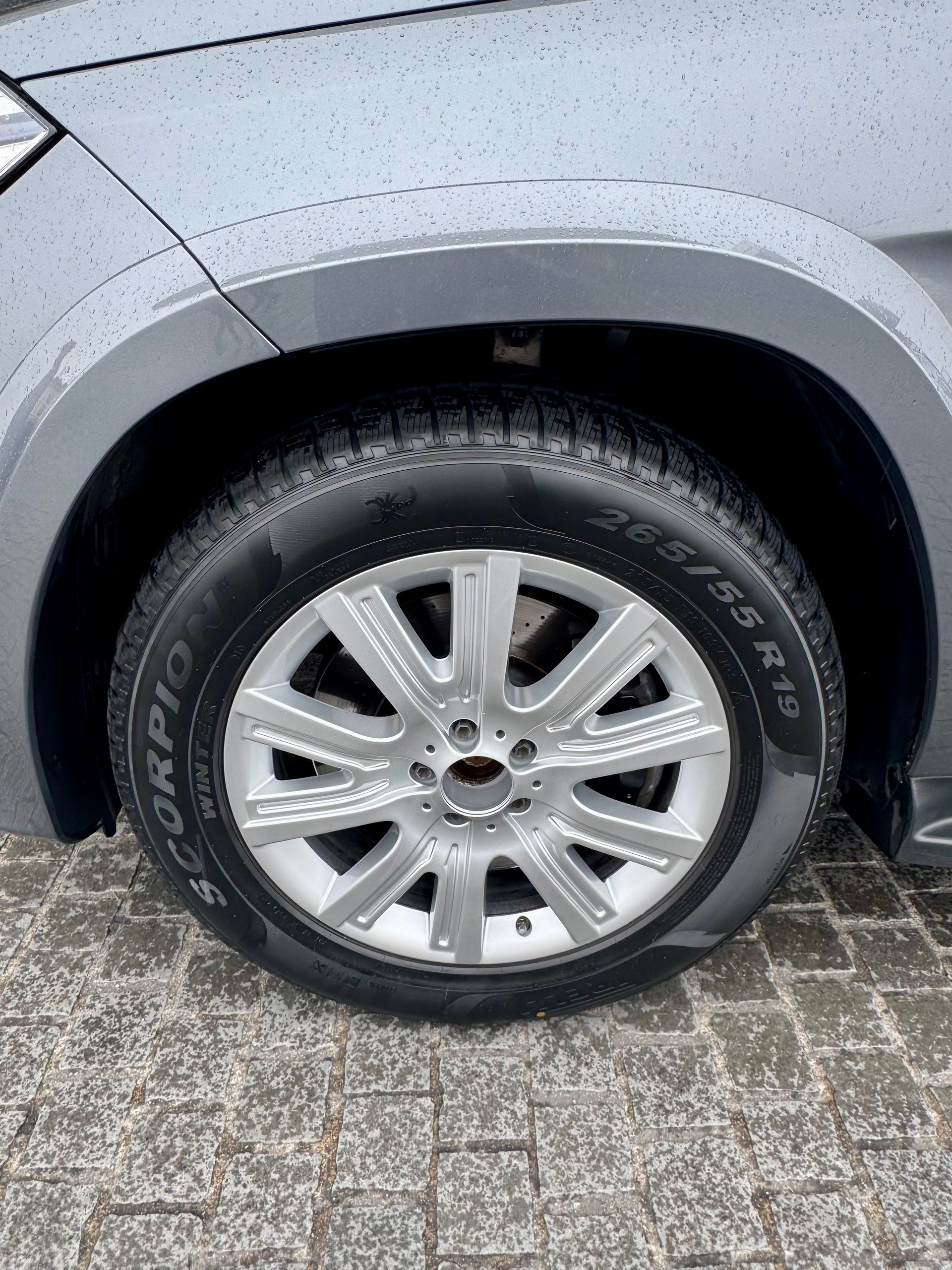 MERCEDES-BENZ GLS 400 4Matic 9G-Tronic-image-7