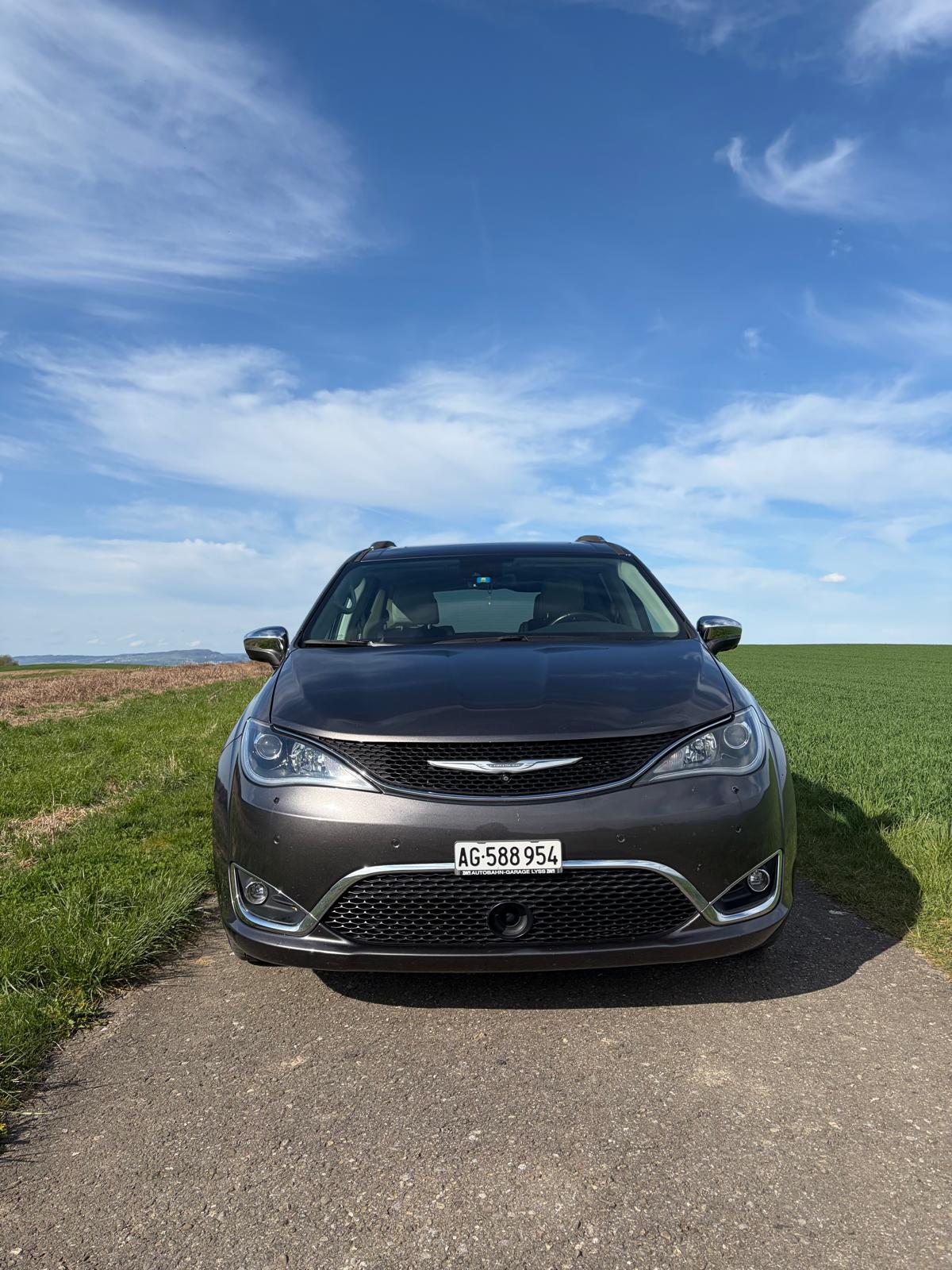CHRYSLER Pacifica Limited-image-1