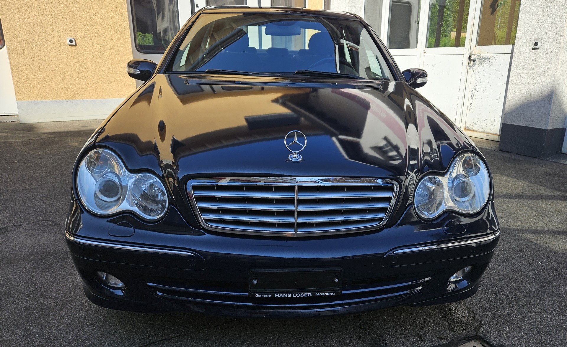 MERCEDES-BENZ C 240 Classic 4Matic Automatic-showroom-element-1