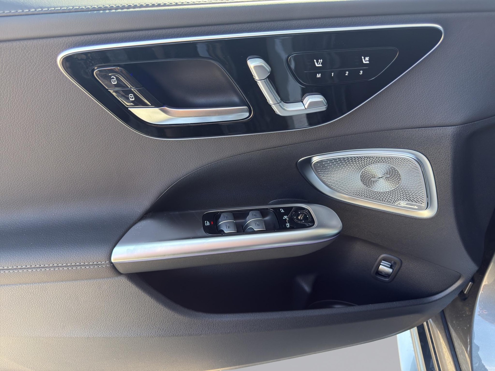 MERCEDES-BENZ C 220 d Swiss Star AMG Line 4matic Kombi-image-9