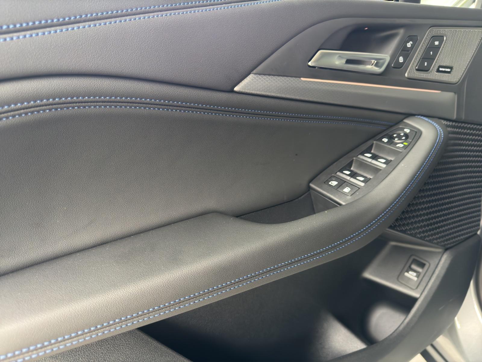 BMW 230e xDrive paddles Active Tourer-image-7