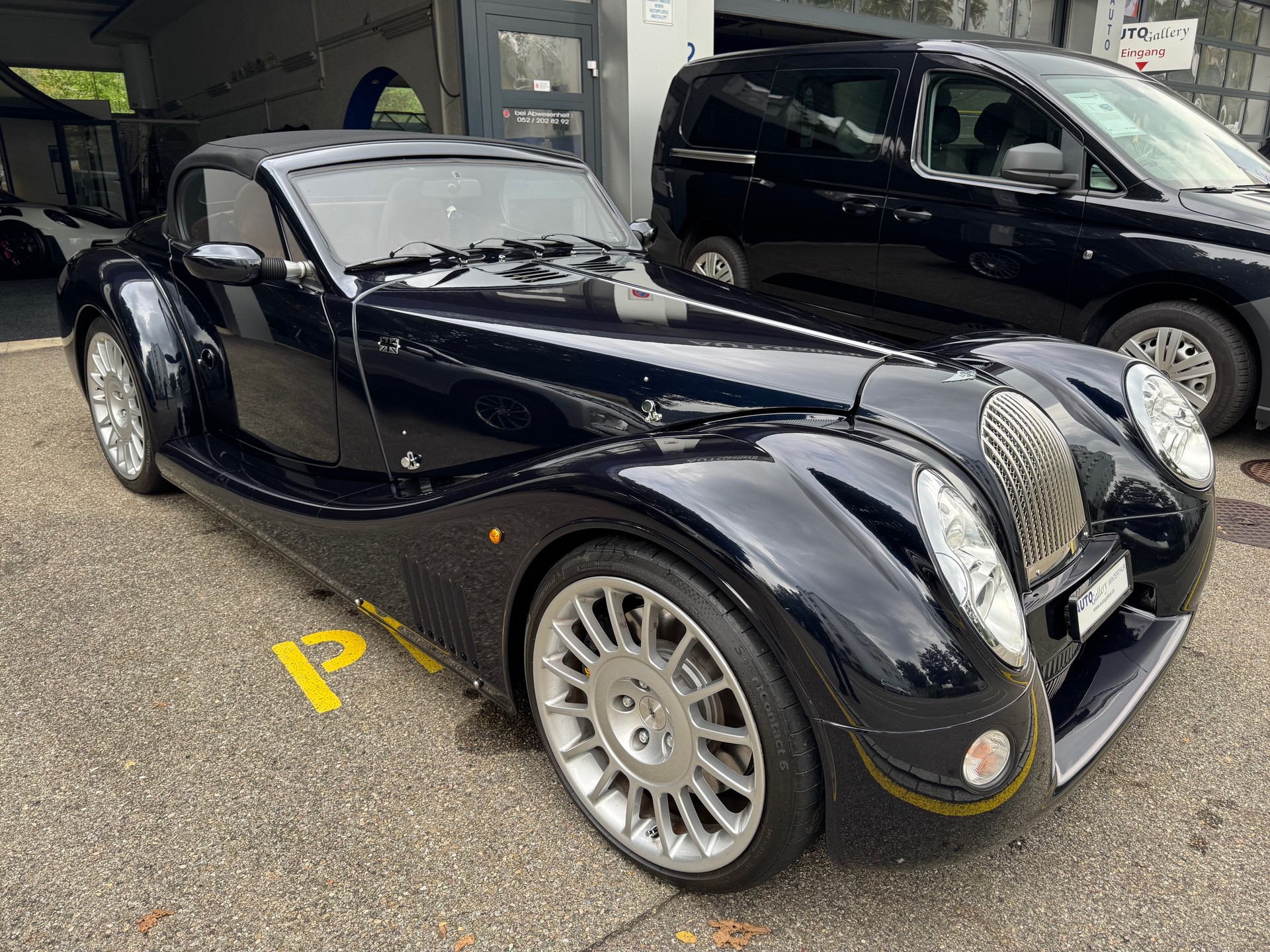 MORGAN AERO 8-showroom-element-1