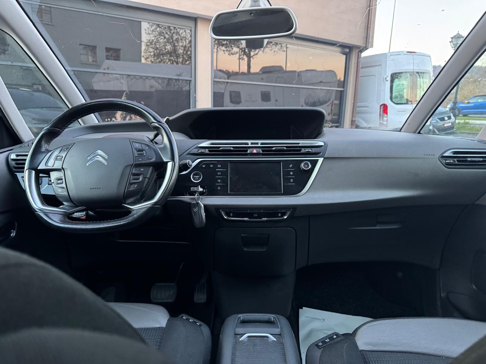 CITROEN Grand C4 Picasso 1.6 BlueHDi Exclusive EAT6-image-11