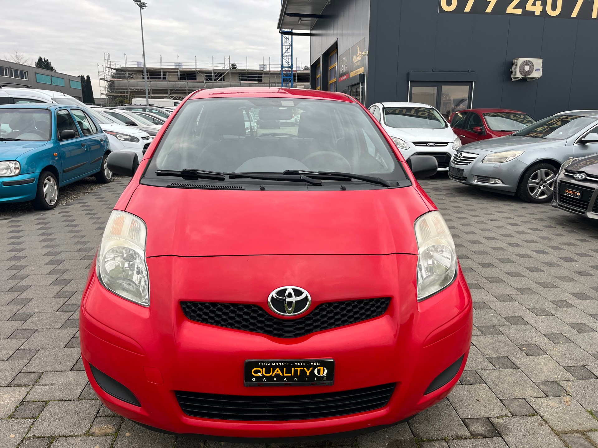 TOYOTA Yaris 1.33 Linea Sol Premium-image-2