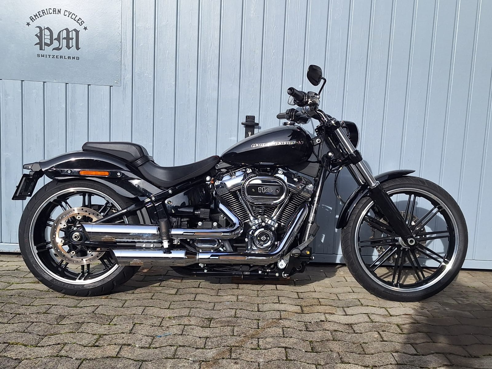 HARLEY-DAVIDSON FXBRS Breakout 114 ABS-image-0