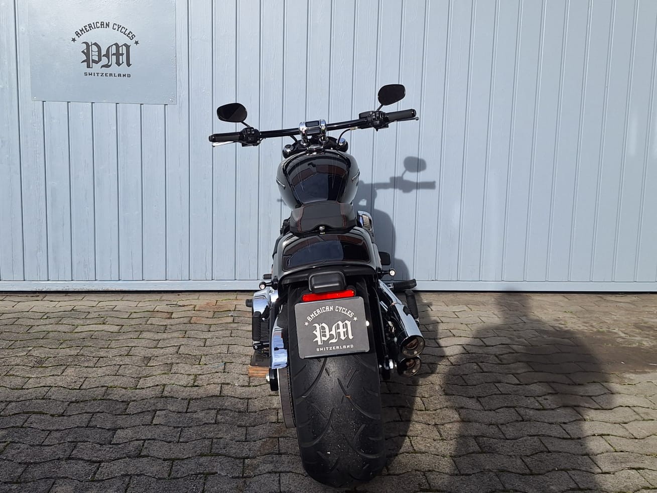 HARLEY-DAVIDSON FXBRS Breakout 114 ABS-image-2