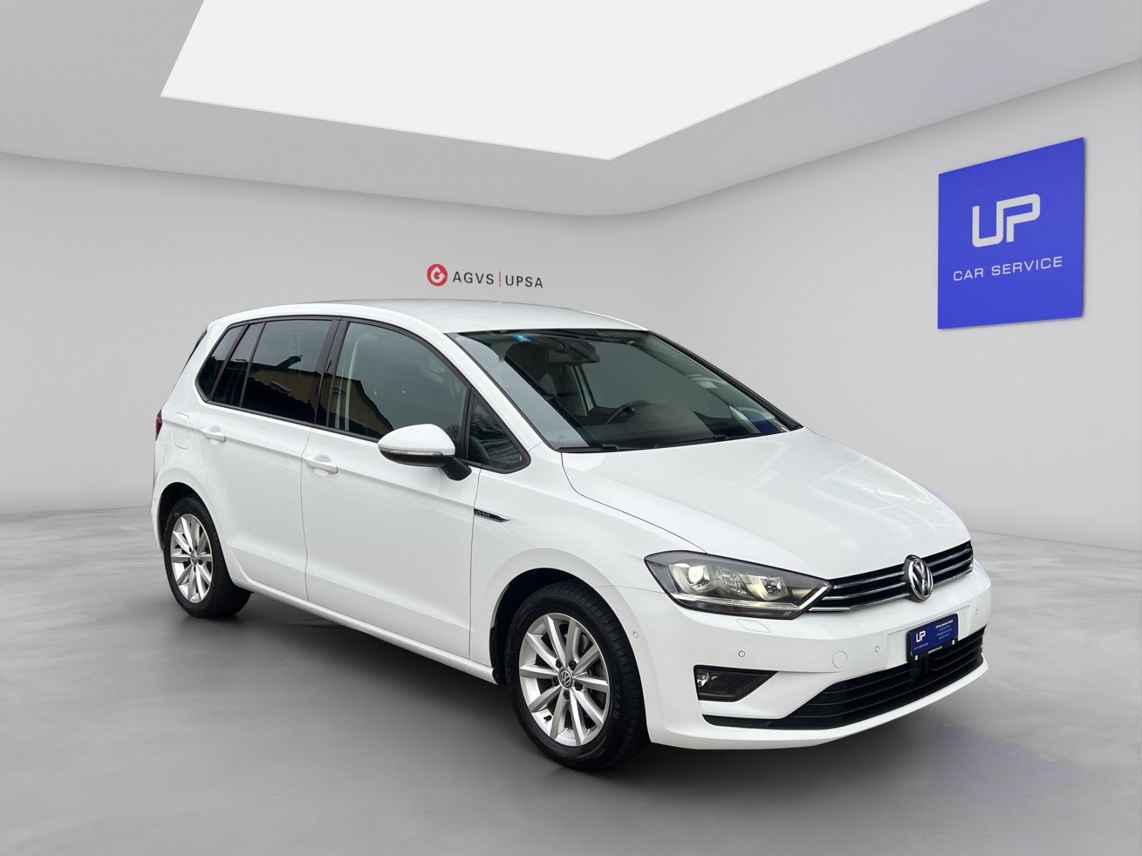 VW Golf Sportsvan 2.0 TDI Comfortline DSG-showroom-element-2