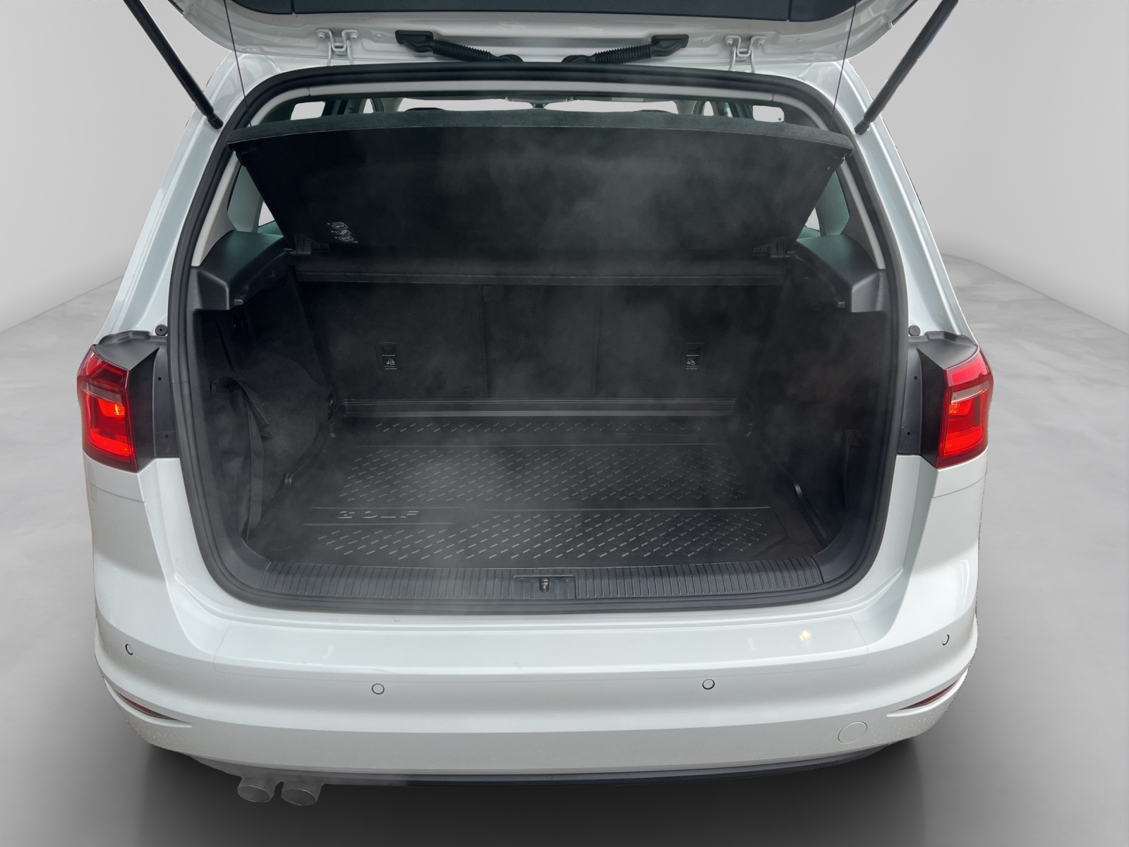VW Golf Sportsvan 2.0 TDI Comfortline DSG-image-13
