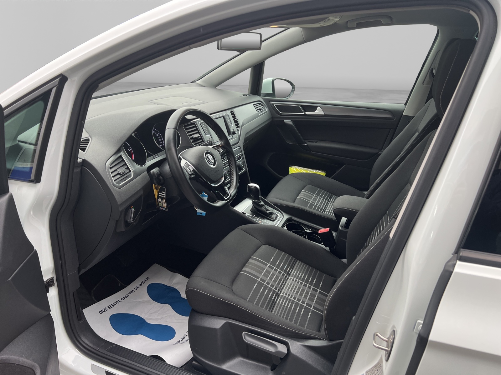 VW Golf Sportsvan 2.0 TDI Comfortline DSG-image-7