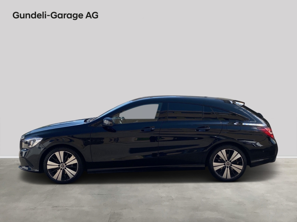 MERCEDES-BENZ CLA 200 Night Star-showroom-element-1