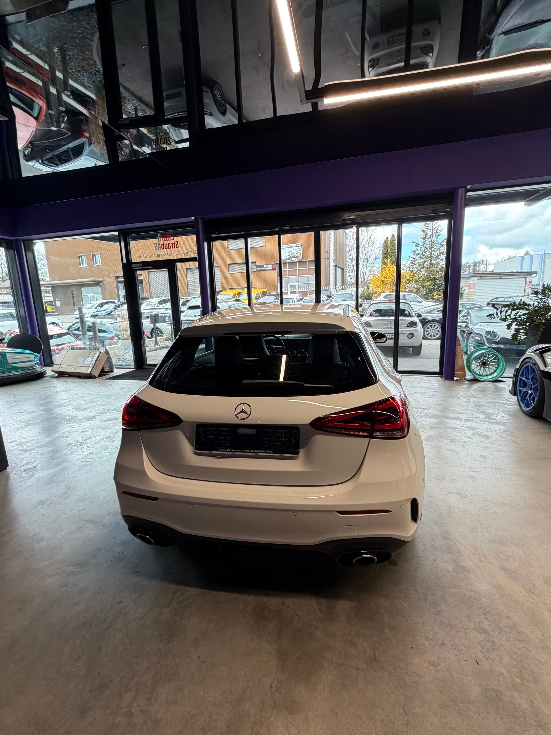 MERCEDES-BENZ A 35 AMG 4Matic Speedshift-image-8
