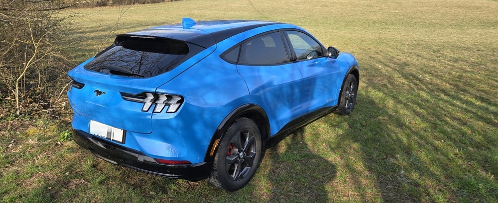 FORD Mustang MACH-E Premium AWD 72.6 kWh-image-3