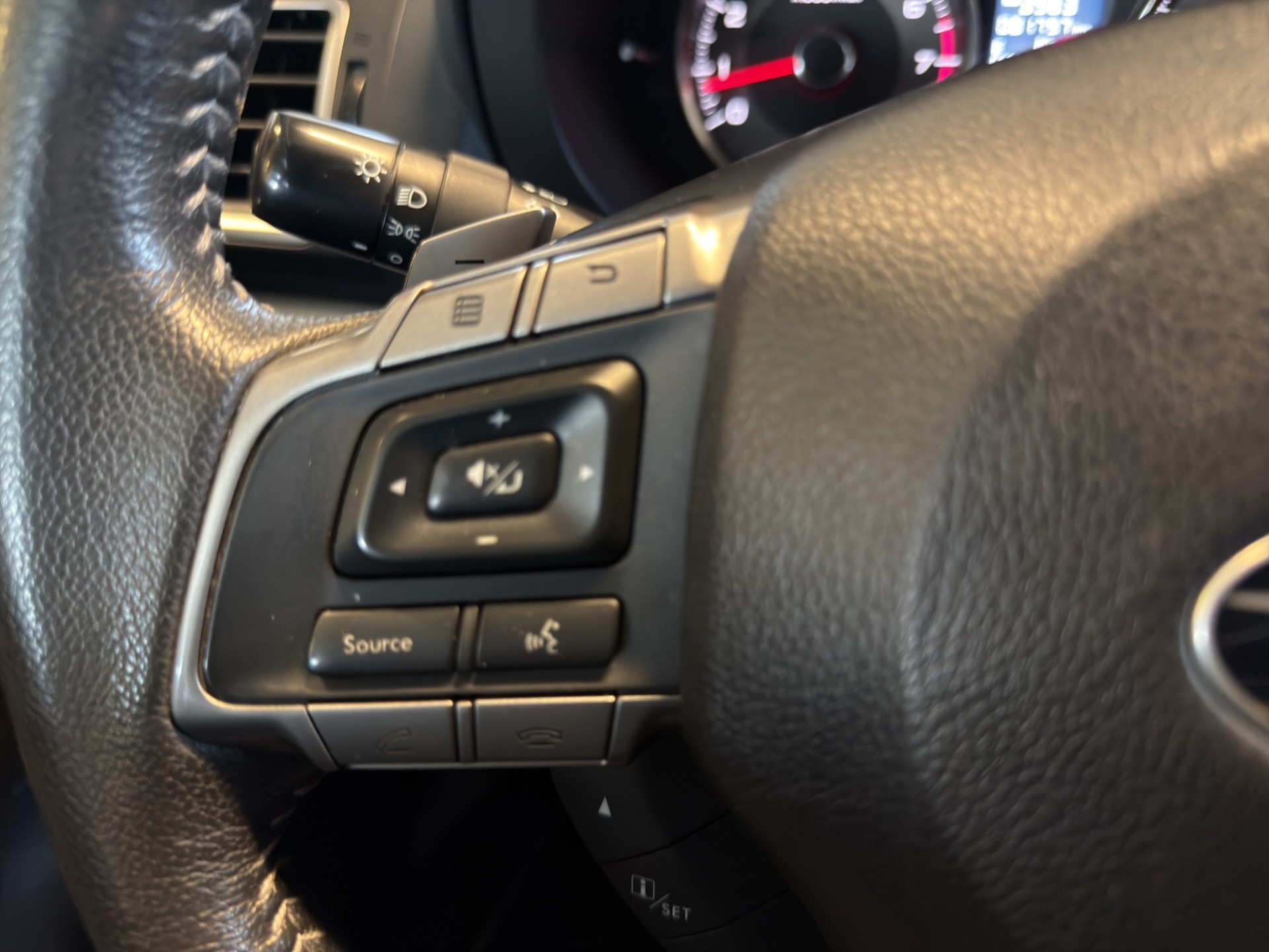 SUBARU Forester 2.0i Swiss Lineartronic*TOP ZUSTAND*NUR 82000 KM*-image-15