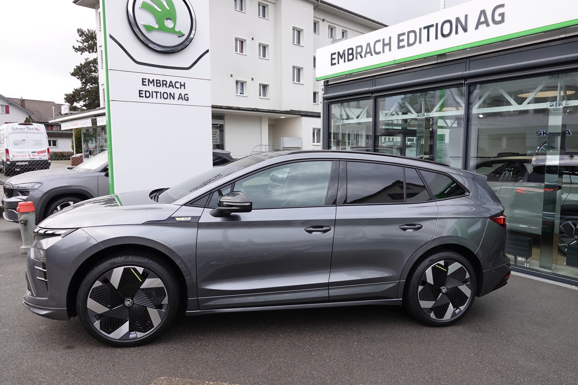 SKODA Enyaq 85x 4x4 RS RS-image-4