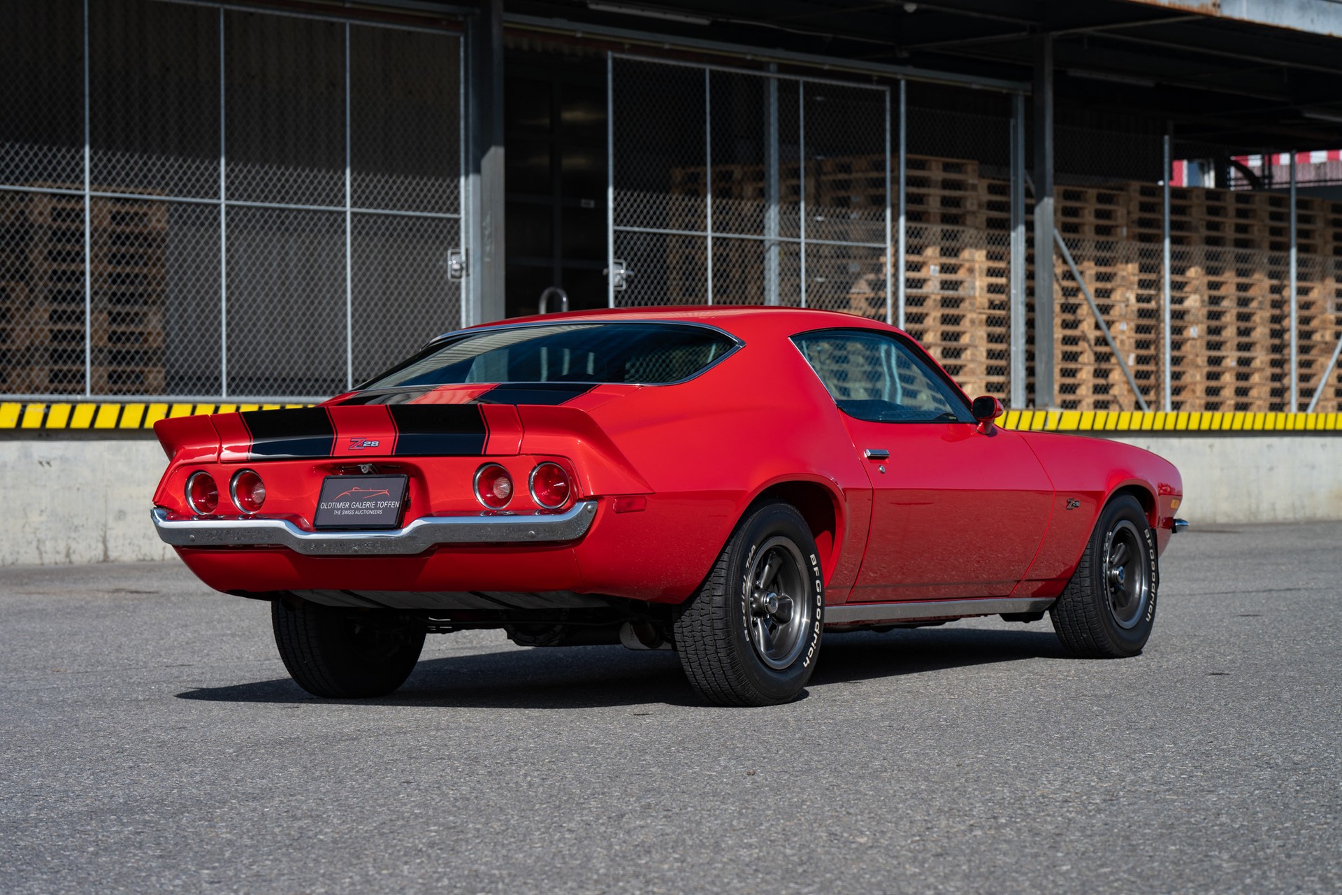 CHEVROLET Z28-image-11