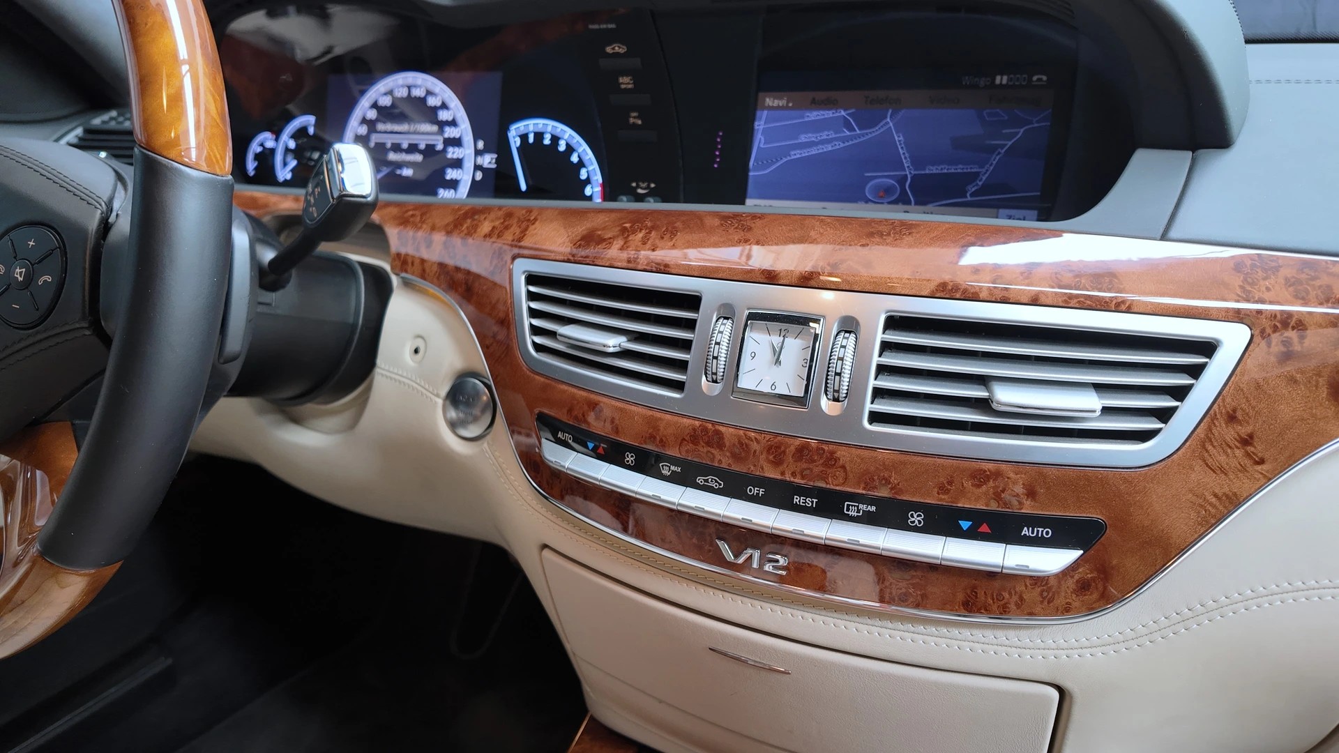 MERCEDES-BENZ S 600 L Automatic | S65 AMG OPTIK | FACELIFT | V12 | DESIGNO-image-10