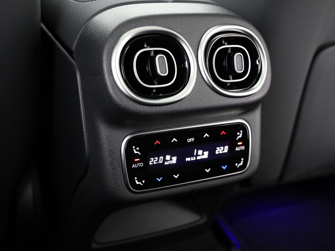 MERCEDES-BENZ GLC 220 d 4Matic 9G-Tronic-image-14