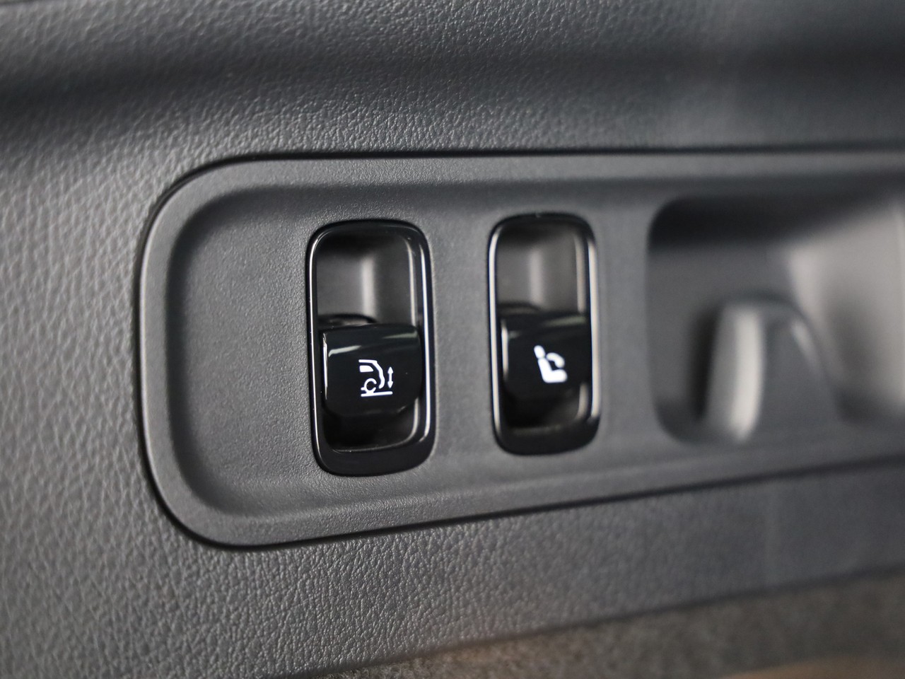 MERCEDES-BENZ GLC 220 d 4Matic 9G-Tronic-image-20