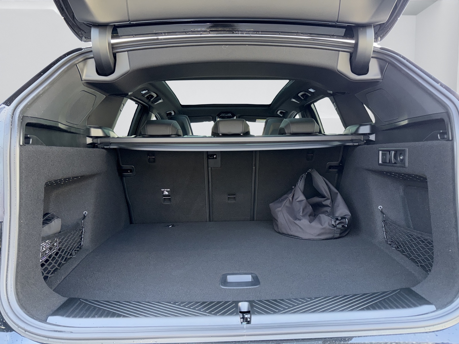 BMW X3 30e xDrive-image-12