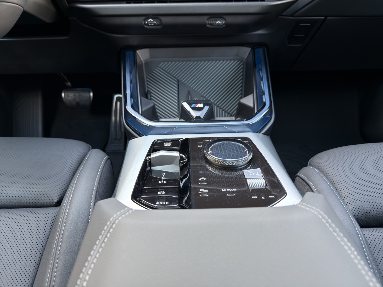 BMW X3 30e xDrive-image-17