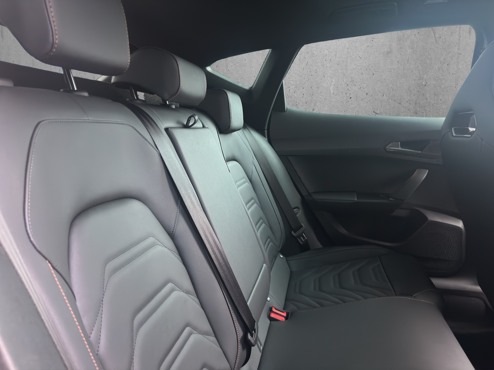 CUPRA Formentor 1.5 TSI Prime Edition DSG-image-13