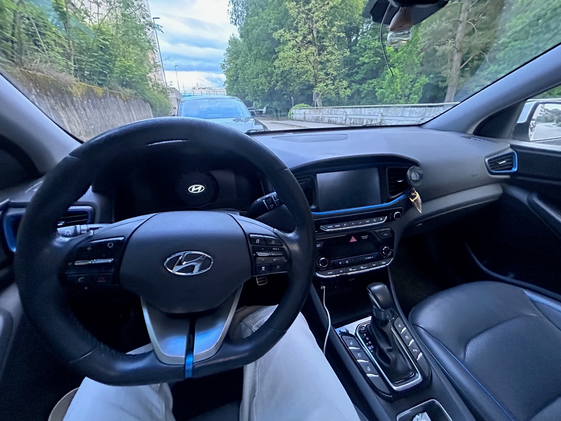 HYUNDAI 1.6 GDi Launch Plus-image-4