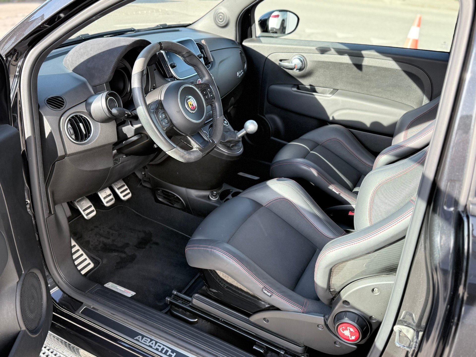 FIAT 595C 1.4 16V Turbo Abarth Esseesse-image-9