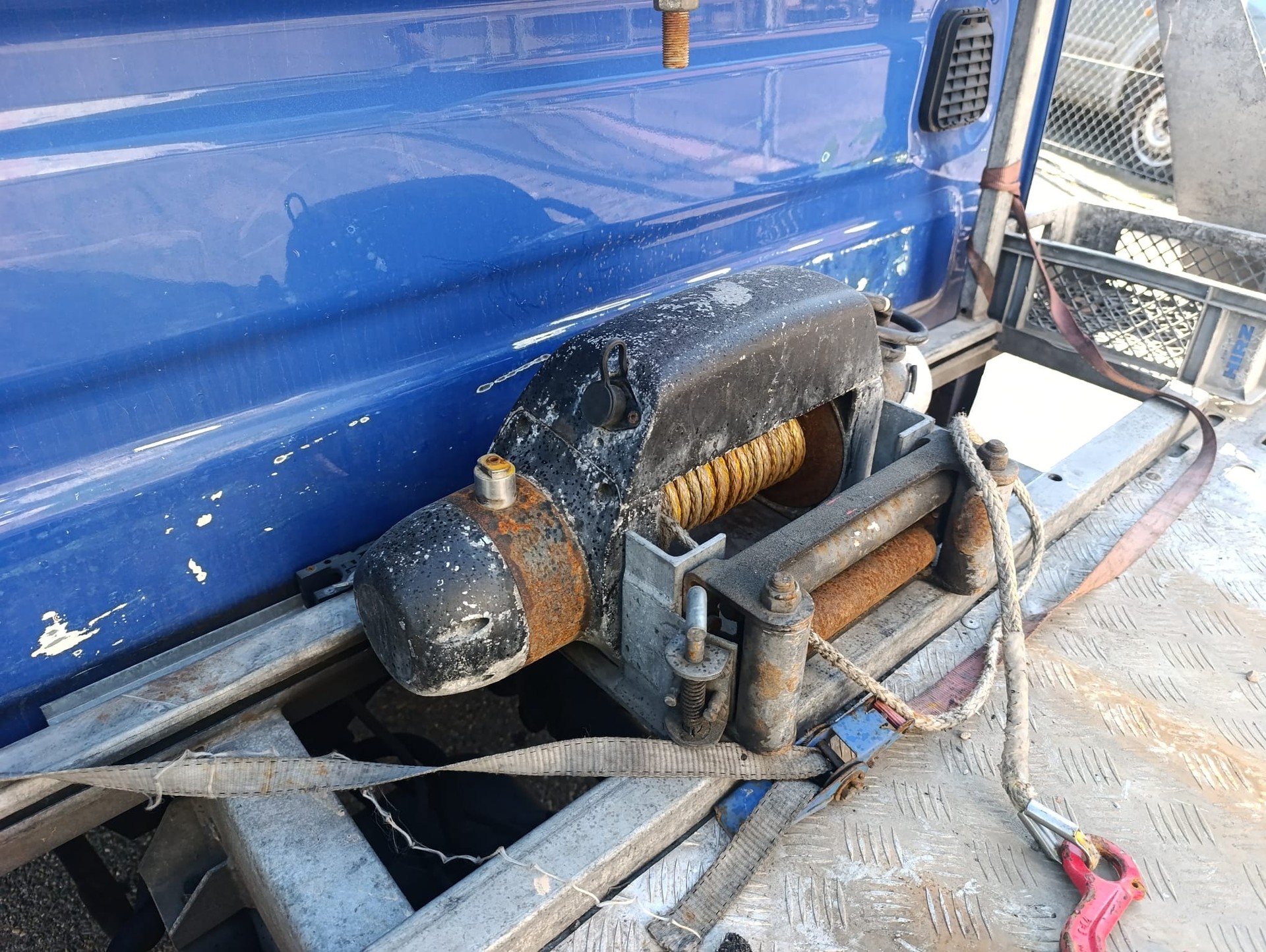 IVECO 35 C 18 A8-image-10
