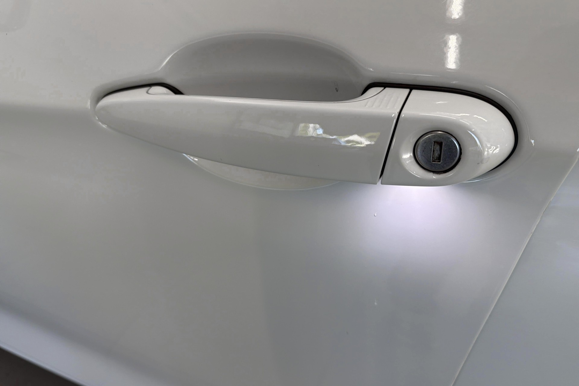 BMW 340i xDrive Touring Edition M Sport Steptronic-image-19