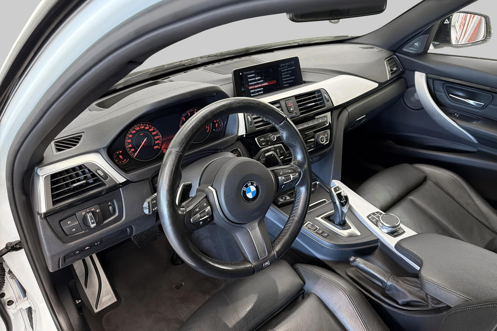 BMW 340i xDrive Touring Edition M Sport Steptronic-image-8