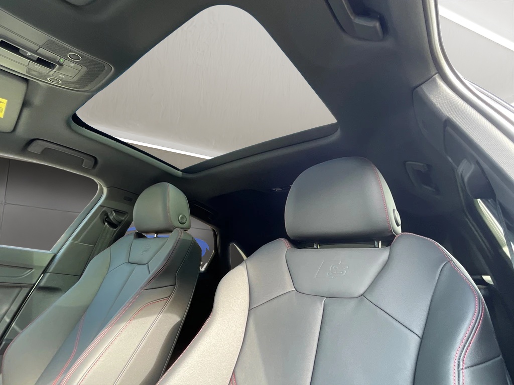 AUDI Q3 Sportback 40 TDI S line quattro S-tronic-image-16